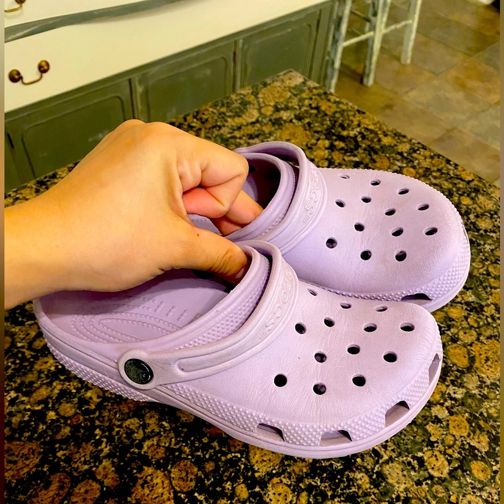 Youth Size 3 Light Purple CROCS ! 💜✨